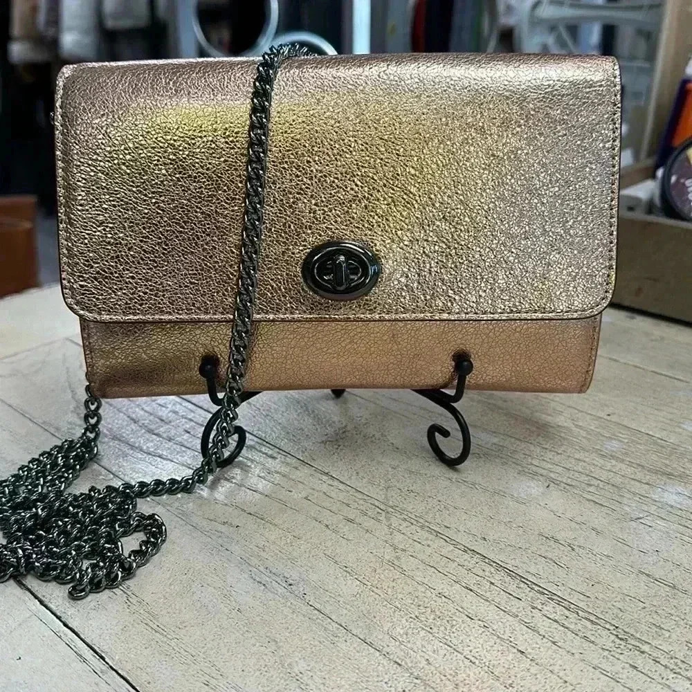 Coach Pink Crossbody Bag Stylish and Versatile